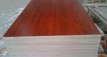 实木颗粒板和实木多层板的区别是什么？