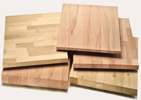 在实木家具中，指接实木板材表现如何