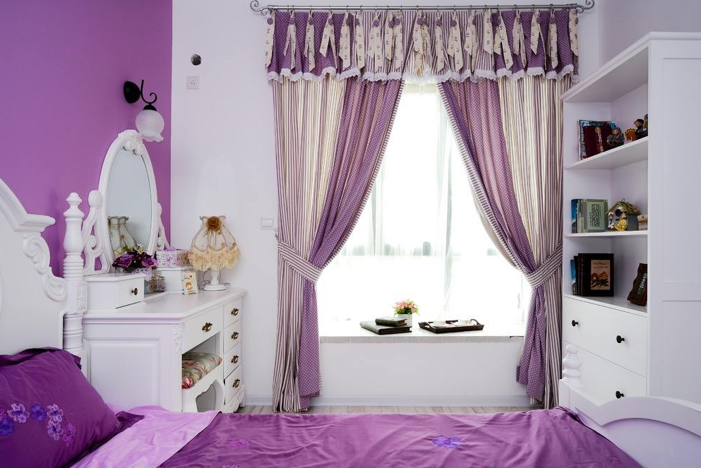 浅紫色房间