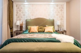 现代卧室床头拼花壁纸装修效果图
