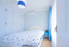 蓝白纯净空间卧室装修效果图