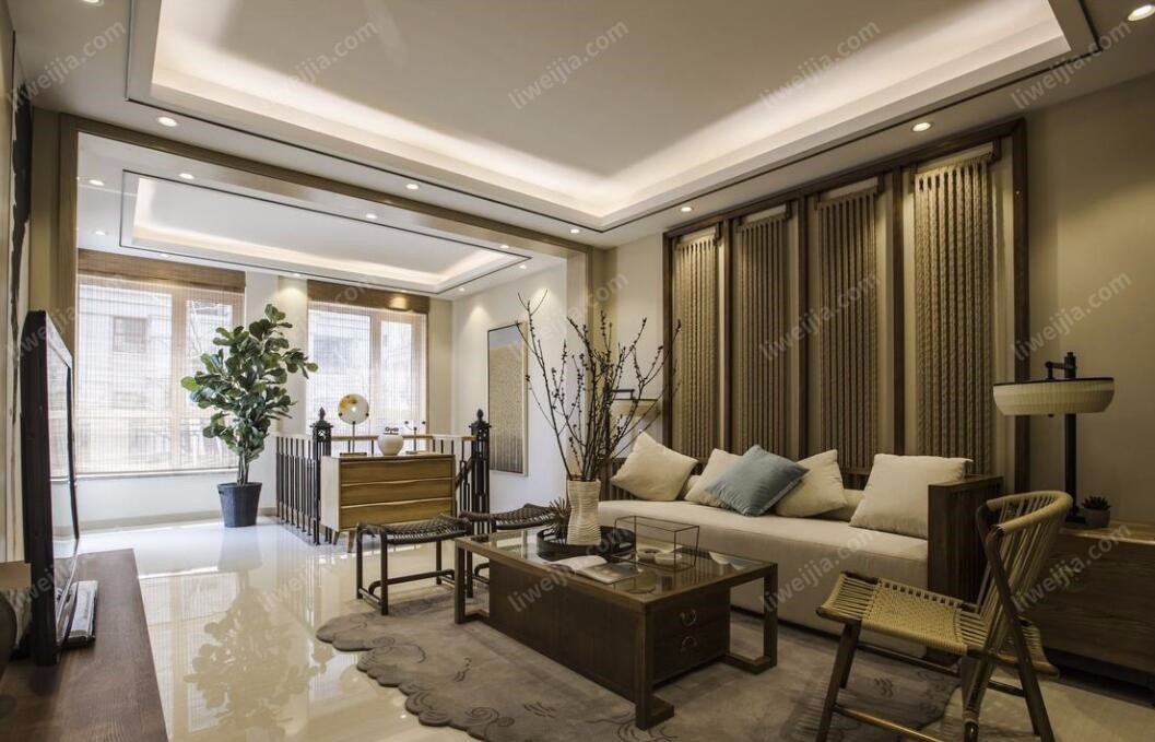新中式古典原木色客厅装修效果图